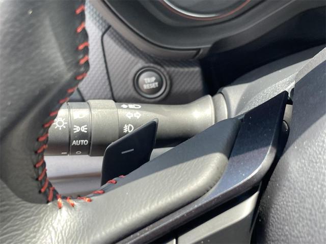 Photo of 2022 Crystal White Pearl Subaru Forester