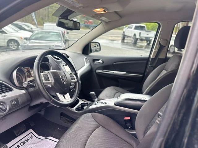 Photo of 2014 Pitch Black Clearcoat Dodge Journey