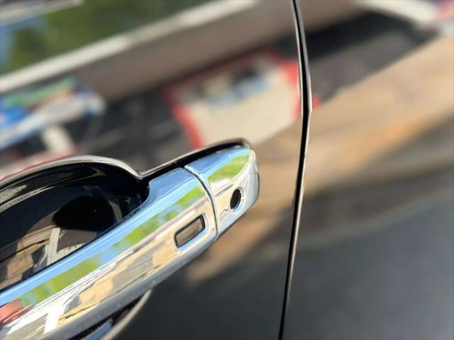 Photo of 2020 Super Black Nissan Altima
