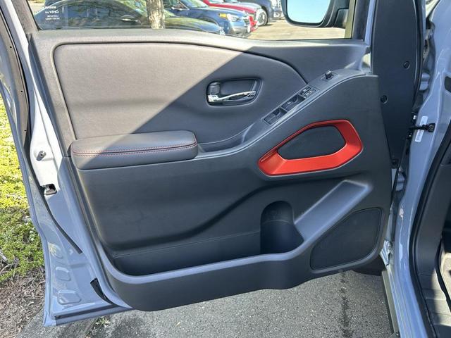 Photo of 2025 Boulder Gray Pearl Nissan Frontier