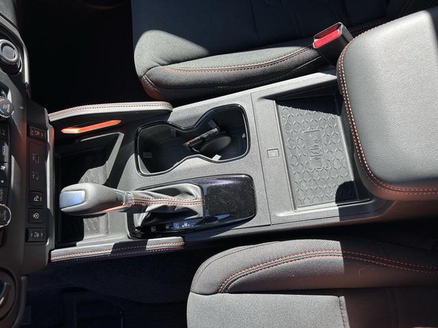 Photo of 2025 Glacier White Nissan Frontier