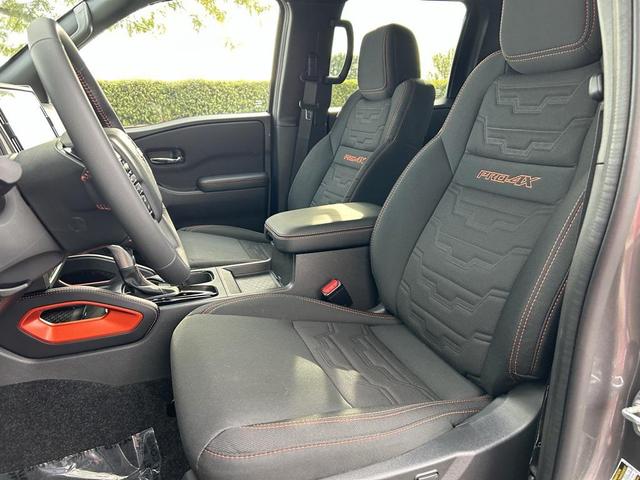 Photo of 2025 Boulder Gray Pearl Nissan Frontier