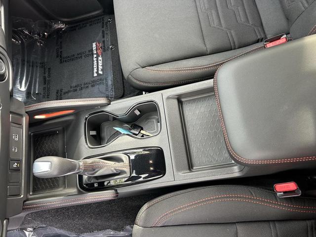Photo of 2025 Boulder Gray Pearl Nissan Frontier