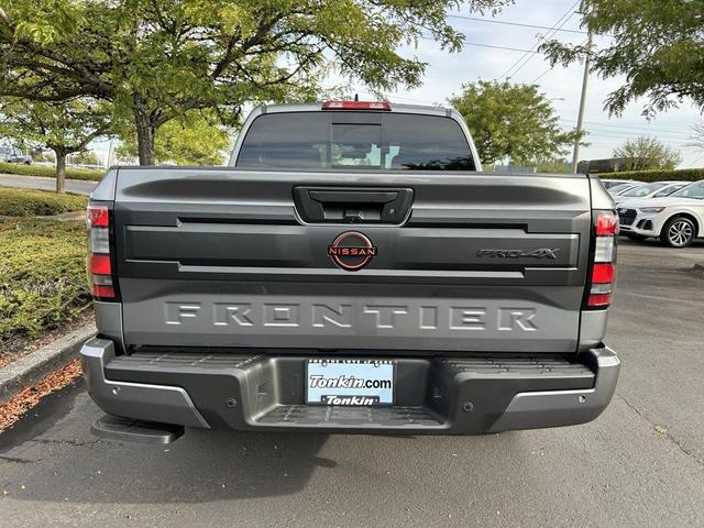 Photo of 2025 Boulder Gray Pearl Nissan Frontier