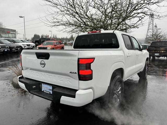 Photo of 2025 Glacier White Nissan Frontier