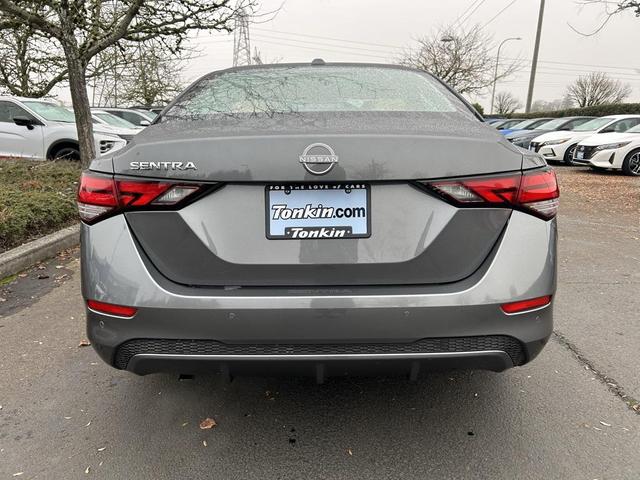 Photo of 2025 Gun Metallic Nissan Sentra