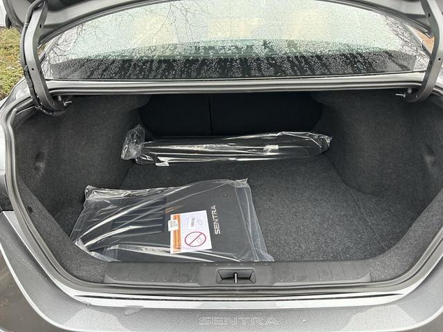 Photo of 2025 Gun Metallic Nissan Sentra