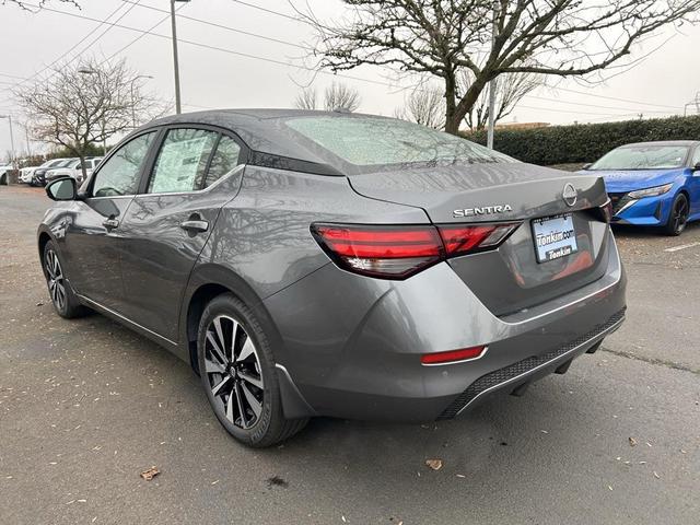 Photo of 2025 Gun Metallic Nissan Sentra