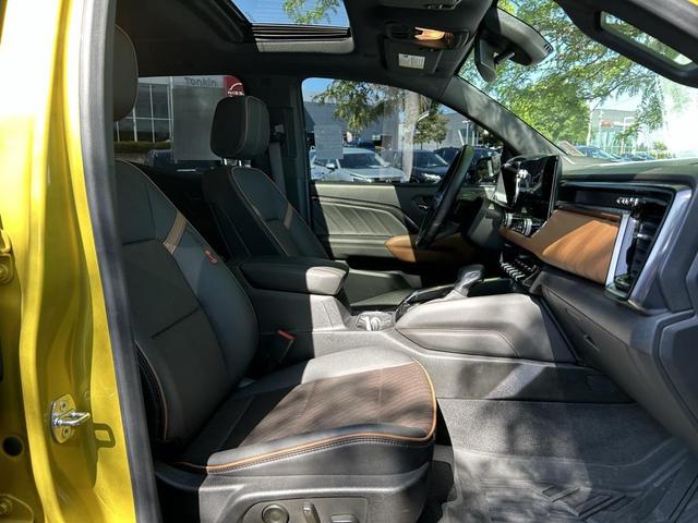 Photo of 2023 Solar Flare Metallic GMC Canyon