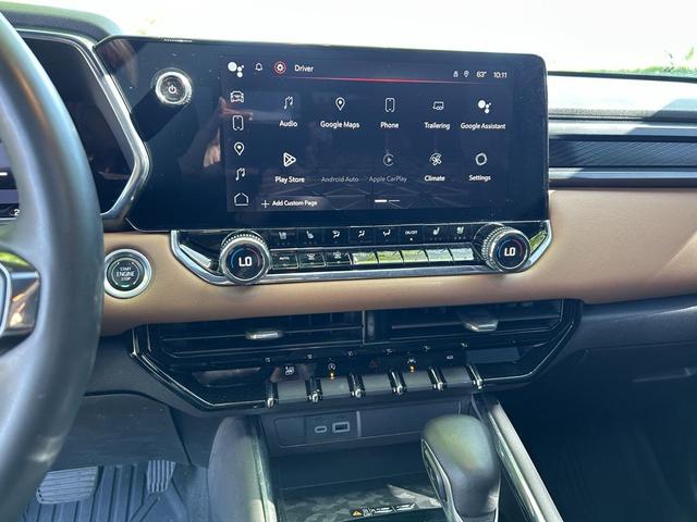 Photo of 2023 Solar Flare Metallic GMC Canyon