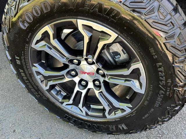 Photo of 2023 Solar Flare Metallic GMC Canyon