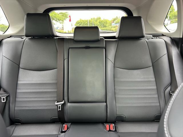 Photo of 2022 Midnight Black Metallic Toyota RAV4 Hybrid