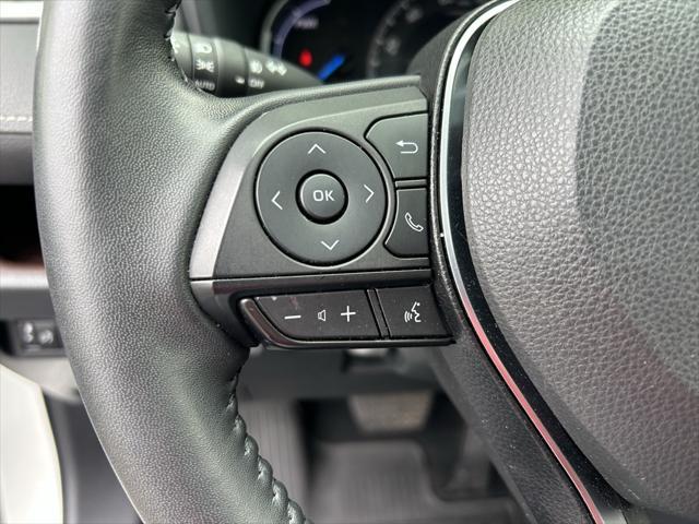 Photo of 2022 Midnight Black Metallic Toyota RAV4 Hybrid