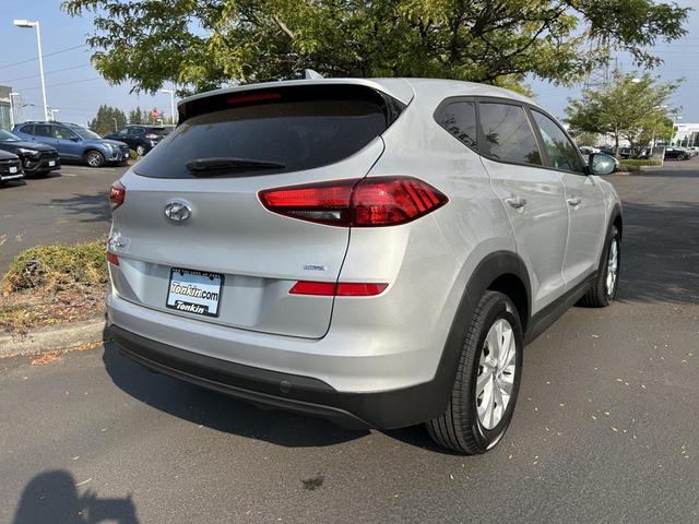 Photo of 2019 Molten Silver Hyundai TUCSON