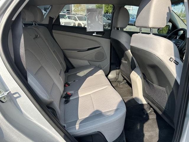 Photo of 2019 Molten Silver Hyundai TUCSON