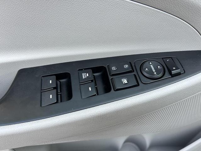 Photo of 2019 Molten Silver Hyundai TUCSON