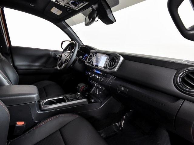 Photo of 2023 Orange Toyota Tacoma