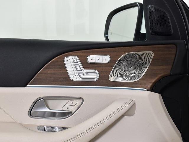 Photo of 2022 Polar White Mercedes-Benz GLE 350