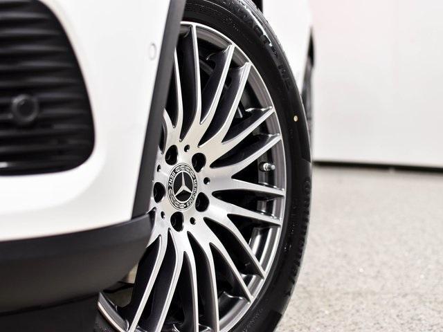 Photo of 2025 Polar White Mercedes-Benz GLC 300