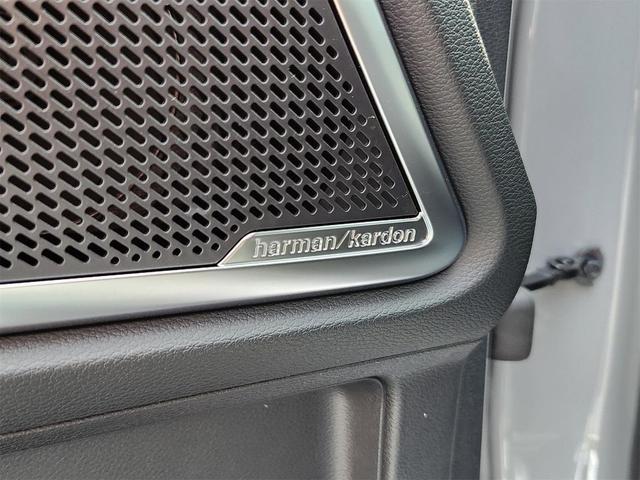 Photo of 2025 Wolf Gray Kia Telluride
