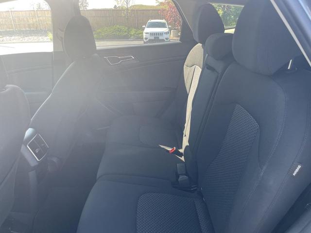 Photo of 2025 Gravity Gray Kia Sportage