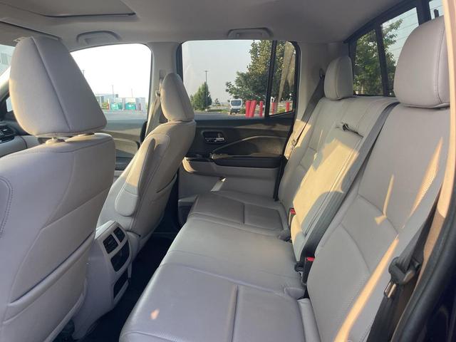 Photo of 2017 Blue Honda Ridgeline