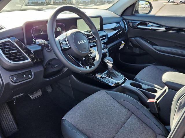Photo of 2026 Gravity Gray Kia Seltos