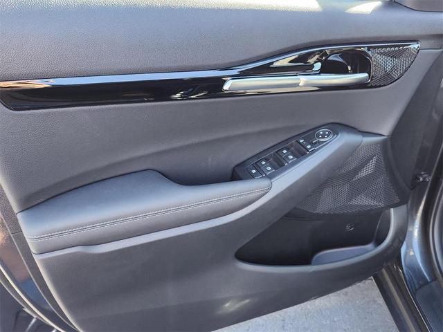 Photo of 2026 Gravity Gray Kia Seltos