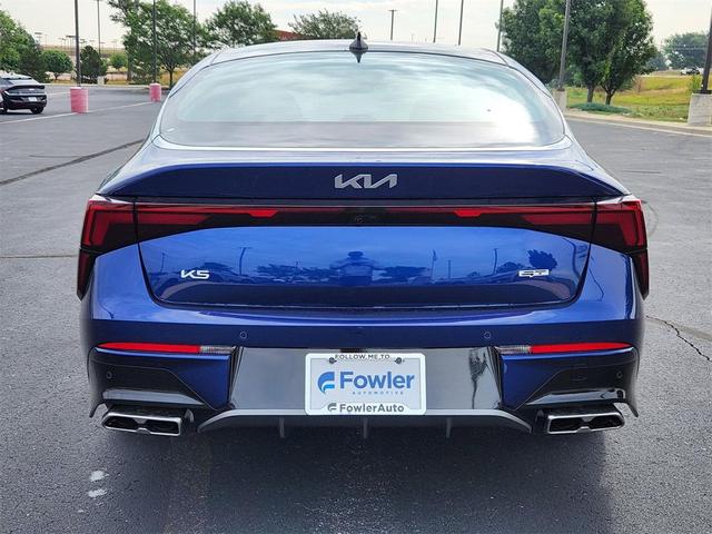 Photo of 2026 Yacht Blue Kia K5