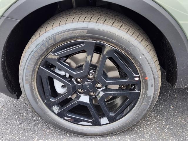 Photo of 2025 Jungle Green Kia Telluride