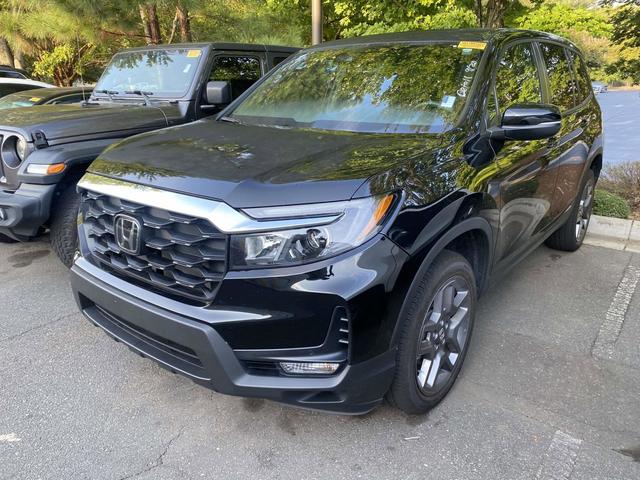 Photo of 2023 Crystal Black Pearl Honda Passport