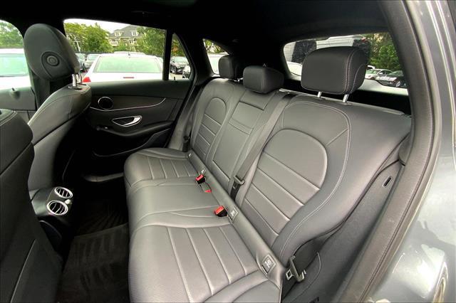 Photo of 2022 GREY Mercedes-Benz GLC 300