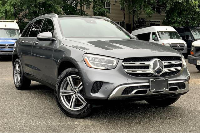 Photo of 2022 GREY Mercedes-Benz GLC 300