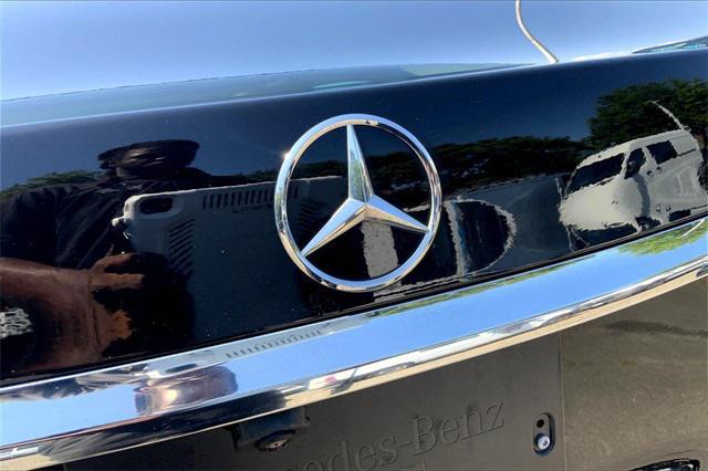 Photo of 2021 Black Mercedes-Benz E-Class