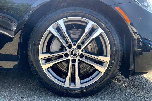 Photo of 2021 Black Mercedes-Benz E-Class