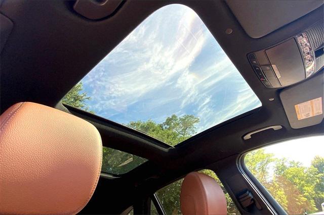 Photo of 2021 Blue Mercedes-Benz GLC 300