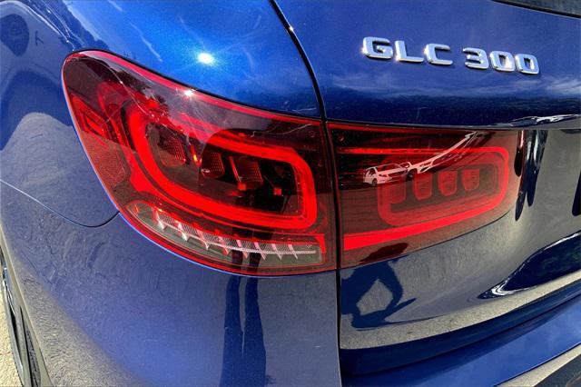Photo of 2021 Blue Mercedes-Benz GLC 300