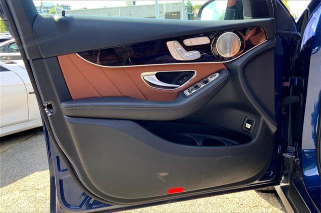 Photo of 2021 Blue Mercedes-Benz GLC 300