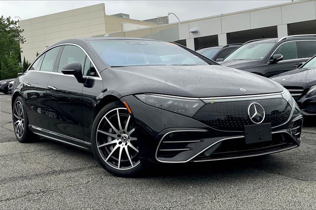 Photo of 2023 BLACK Mercedes-Benz EQS 450