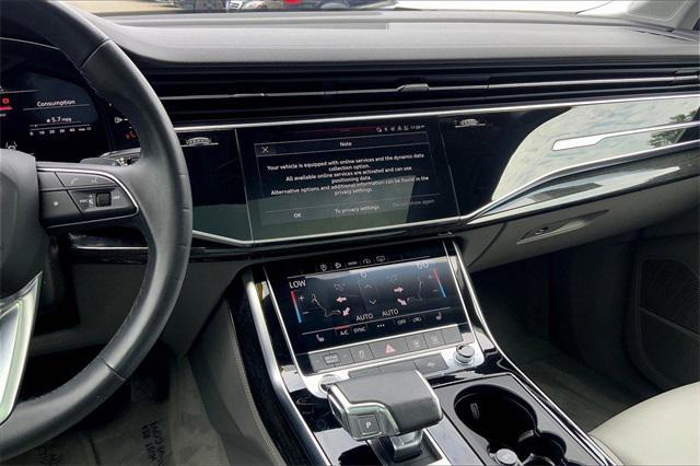 Photo of 2023 Mythos Black Metallic Audi Q7