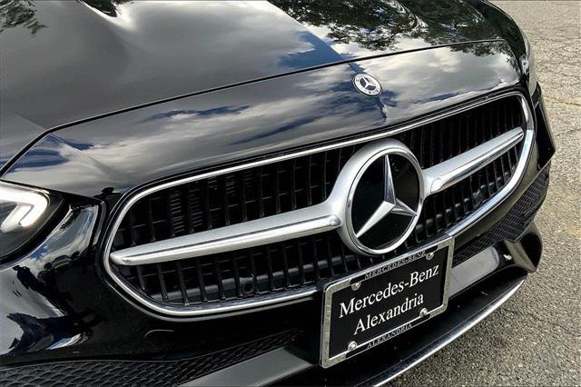 Photo of 2025 Black Mercedes-Benz C-Class