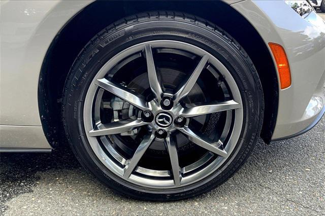 Photo of 2022 Platinum Quartz Metallic Mazda MX-5 Miata RF