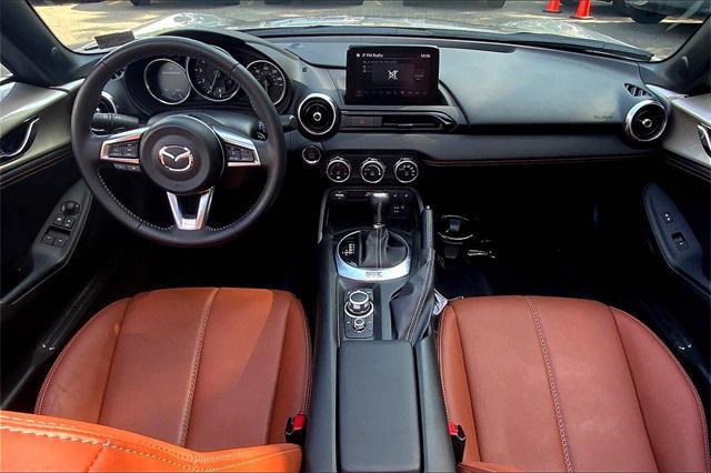 Photo of 2022 Platinum Quartz Metallic Mazda MX-5 Miata RF
