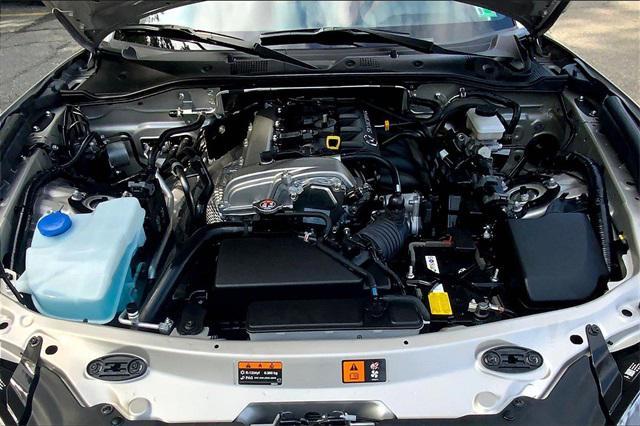 Photo of 2022 Platinum Quartz Metallic Mazda MX-5 Miata RF