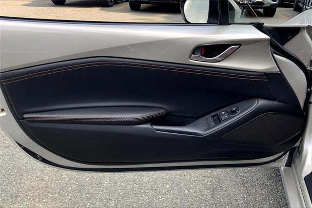 Photo of 2022 Platinum Quartz Metallic Mazda MX-5 Miata RF