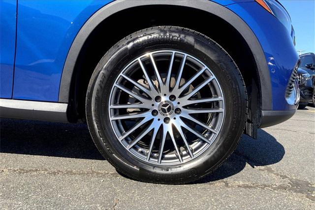 Photo of 2025 Starling Blue Metallic Mercedes-Benz GLC 300