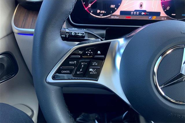 Photo of 2025 Starling Blue Metallic Mercedes-Benz GLC 300