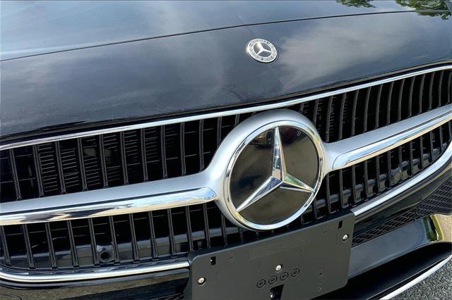 Photo of 2025 Black Mercedes-Benz C-Class