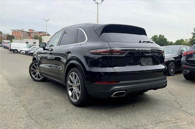 Photo of 2019 Jet Black Metallic Porsche Cayenne