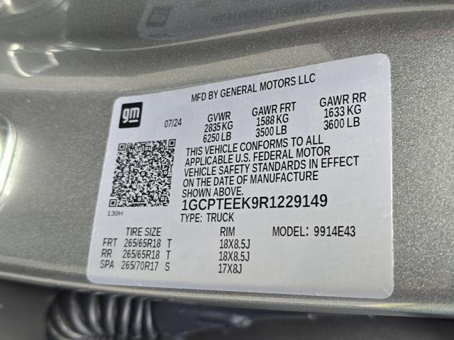 Photo of 2024 Sterling Gray Metallic Chevrolet Colorado